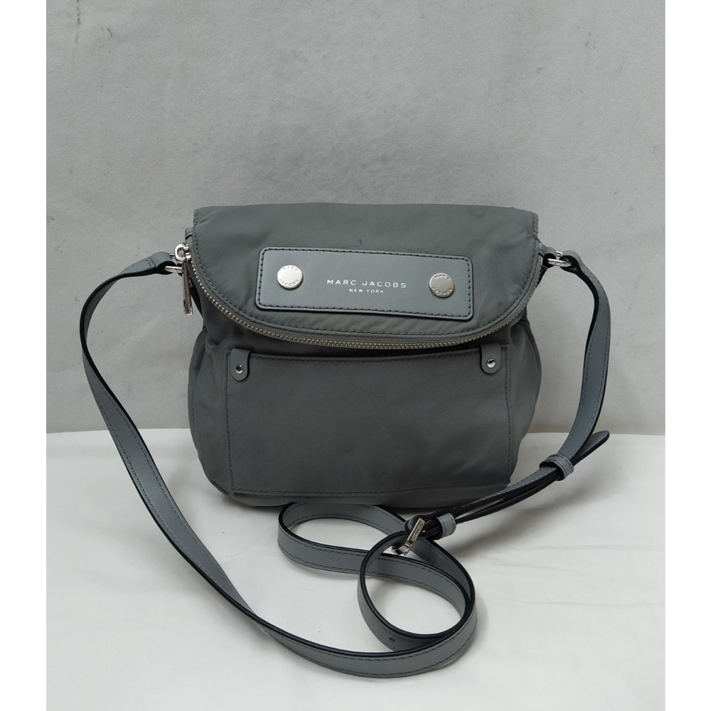 Marc Jacobs Preppy Mini Gray Nylon Zipper Crossbody Bag